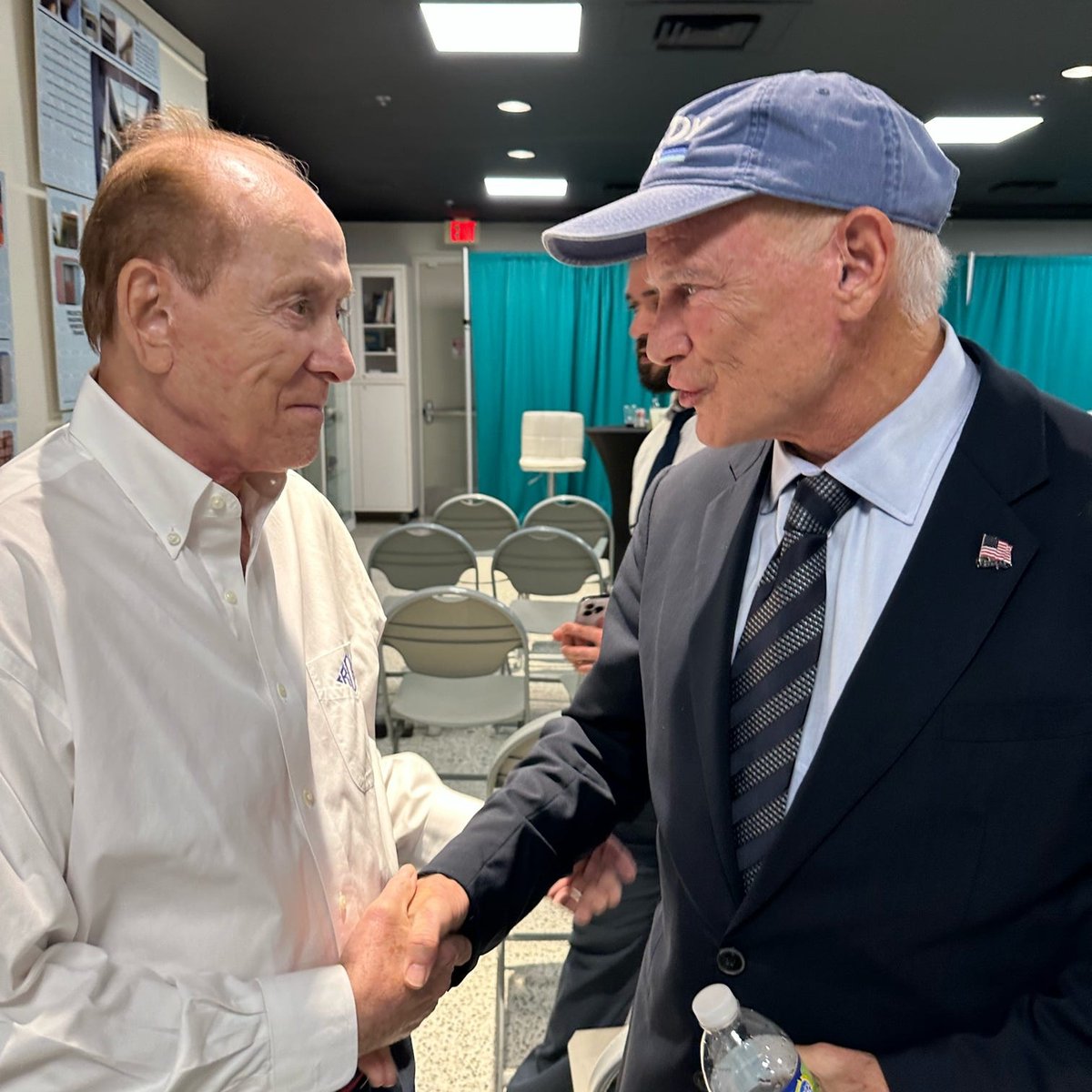 billroedy's tweet image. Thank you @artdeconeighborhoodassociation for hosting last night's forum! #ArtDecoMiamiBeach #ActionWithIntegrity