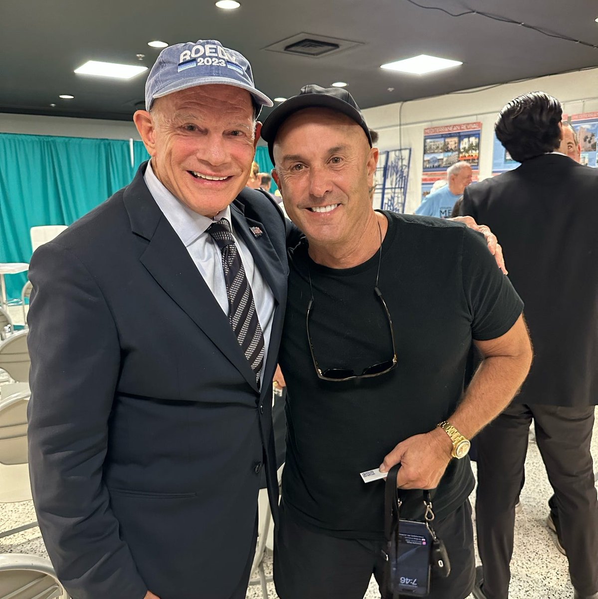 billroedy's tweet image. Thank you @artdeconeighborhoodassociation for hosting last night's forum! #ArtDecoMiamiBeach #ActionWithIntegrity