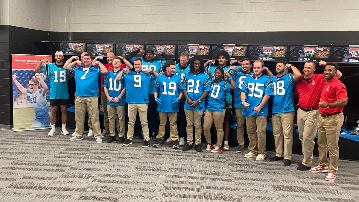SET_Logistics's tweet image. On Oct 1, at Bank of America Stadium the Special Olympics NC hosted their inaugural Panthers Unified Team vs the Vikings Unified Flag Football Team. SET is a proud sponsor and our very own Corey Silvestri took part as a partner alongside his athlete and brother-in-law, Owen!