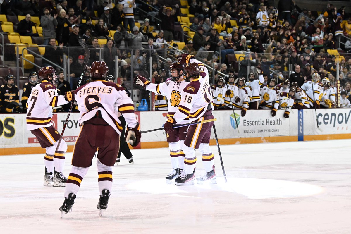 No. 17 UMD Men’s Hockey Opens Season With Single Game Against No. 10/11 Michigan Tech

Preview: umdbulldogs.com/news/2023/10/5…