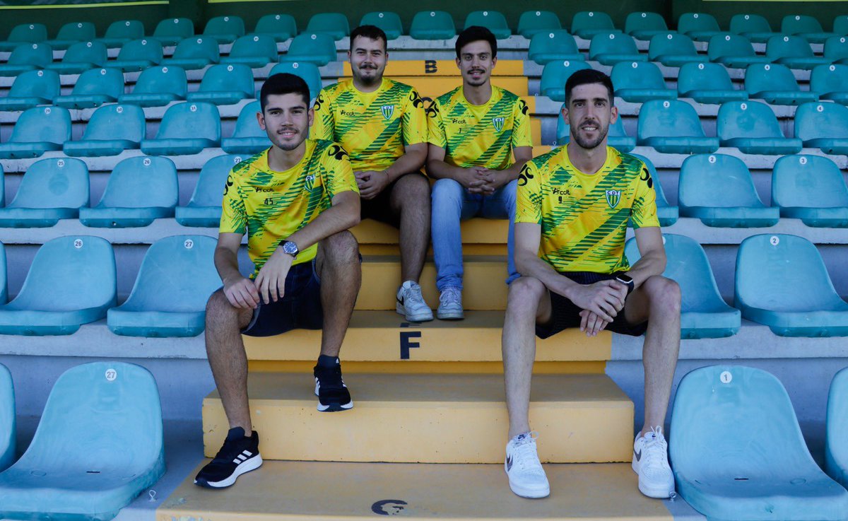 CDTondela1933's tweet image. Equipa técnica Sub-11?
Sim são eles! 😍🔰

ℹ️ cdtondela.pt/noticia/3447

#mágicotondela #formaçãoauriverde #sub11