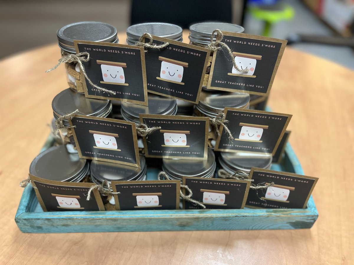 Happy World Teachers’ Day! The world needs S’MORE amazing educators like you! #smoresmix