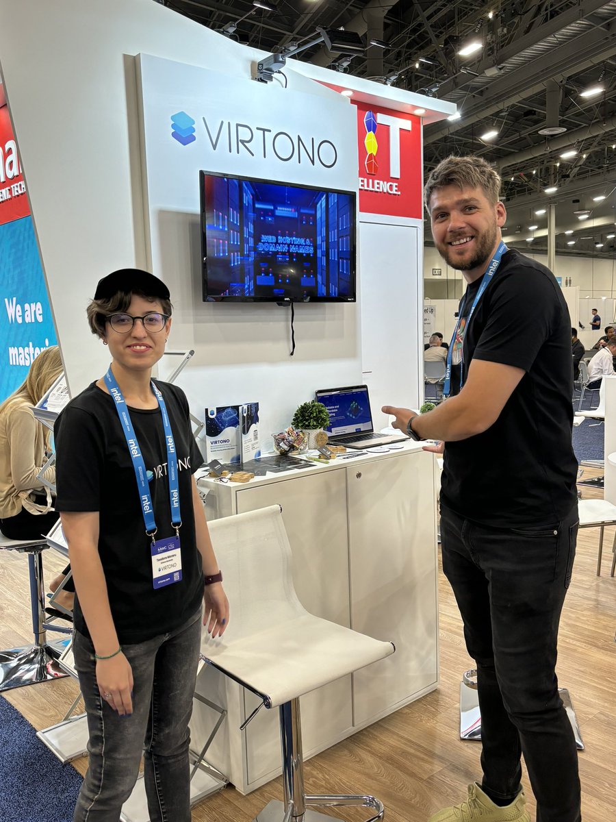 Virtono's tweet photo. We look back with joy on the memories, successes and authentic connections made last week, at our participation in MWC Las Vegas. It was a great experience and there will be others in the near future!

#mwc #lasvegas #tech #cloud #mobile https://t.co/zeC3TUtAsB
