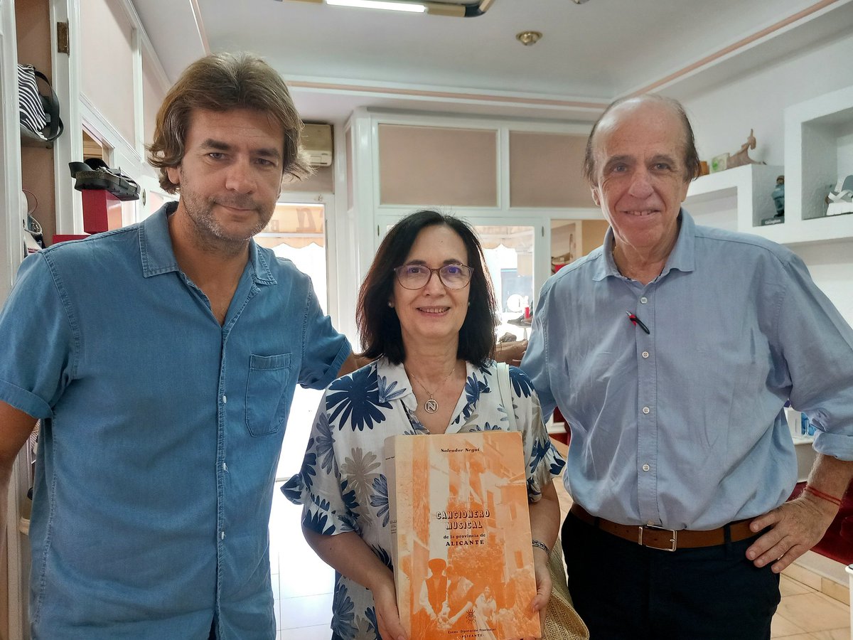 Visita de Daniel Abad Casanova y Nieves García García. 
Junto a Antonio Espín Moreno. 
3 grandes juntos 😘