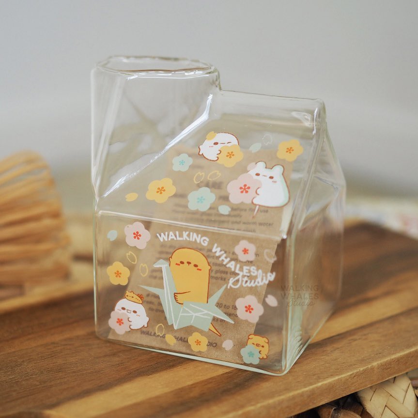 walkingwhalesco's tweet photo. Milk carton glass will be back in stock ✨tomorrow✨ #SmallBiz #tumbler https://t.co/Q1uLO9DIY7