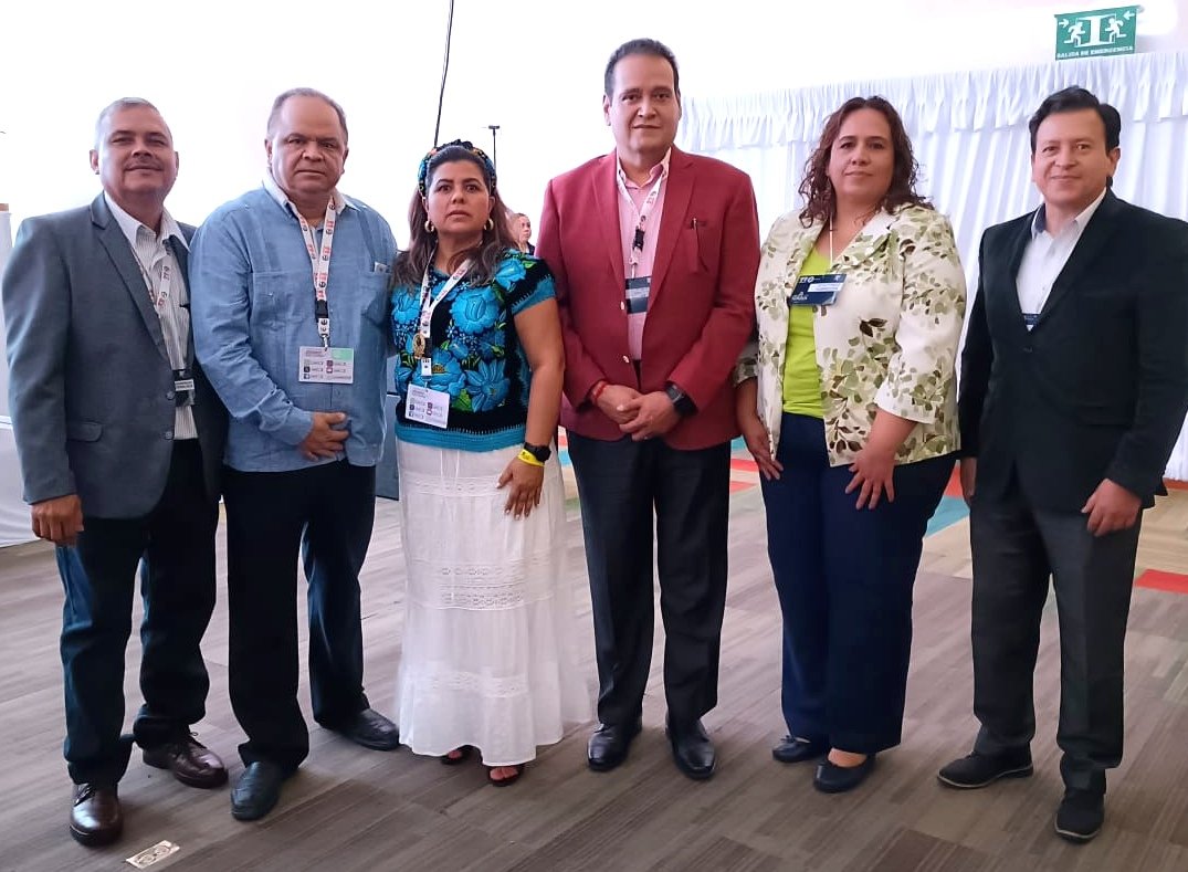 STIRTTnacional's tweet photo. Nuestro Secretario General, @francontrerasv y los comisionados por la @DSTInfonavit,  participan en el Tercer Congreso Nacional #CCR23 #Infonavit #STIRTT https://t.co/vRGb7HWGsv