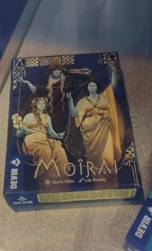 almillan's tweet photo. Muchos ya lo habéis visto por las redes y toca oficializarlo. El próximo año seré parte de la familia Deviriana junto a otros grandes autores con un #DevirPocket llamado #Moirai. Un sueño como autor ser parte del catalogo de @DevirIberia. Aquí la foto del hype: https://t.co/fa8xjirlyL