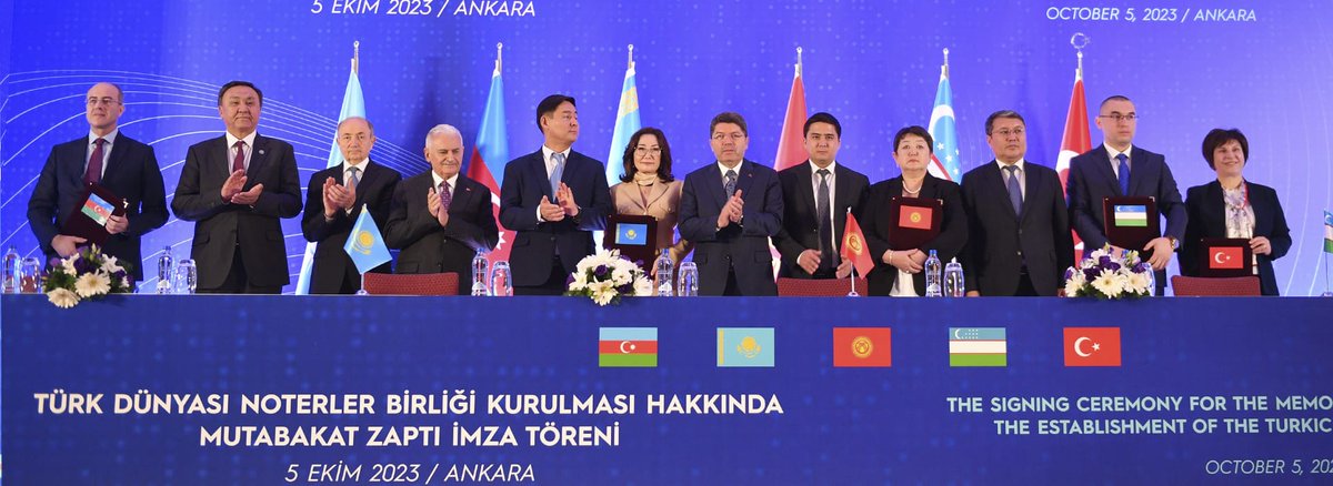 Türkiye, Azerbaycan, Kazakistan, Özbekistan ve Kırgızistan arasında kurulan Türk Dünyası Noterler Birliği'nin mutabakat zaptı, ülkelerin Adalet Bakanlarının katıldığı törenle Ankara'da imzalandı.