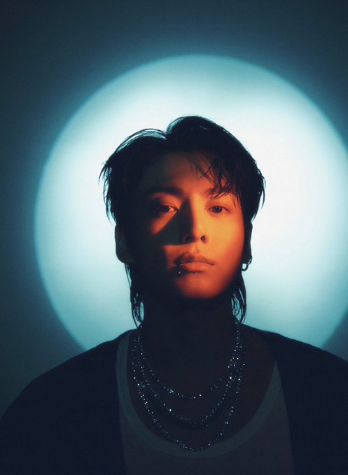 Labecca777's tweet photo. This photo reminds me of duality or yin and yang energy. His face, the sun. Behind him, the moon, secrets that lie dormant &amp; shadows that lurk. Jungkook bridges the known &amp; unknown of who he is. A new dawn is on the horizon are we ready to see Jungkook in his most authentic form https://t.co/wiPptWHtBK
