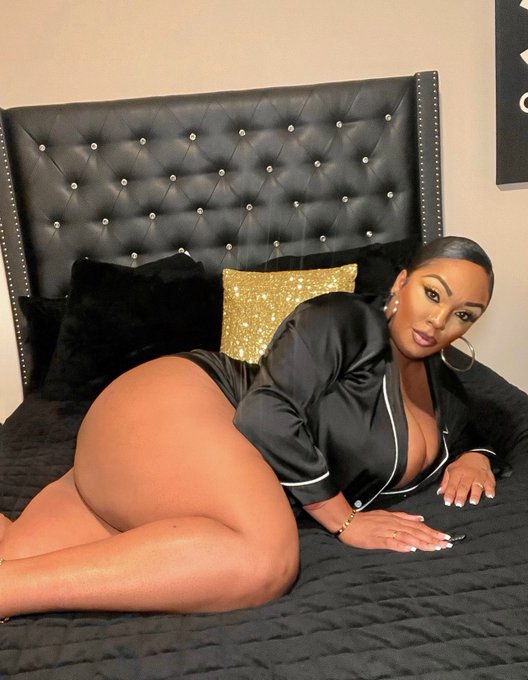 Goodmorning would you want to wake up with me ? 👀😏💕 https://t.co/7JOFra1Jqo #thursday #thick #thickthighssavelives<a href="/tag/thursday"class="tags"><span>#thursday</span></a><a href="/tag/thick"class="tags"><span>#thick</span></a><a href="/tag/thickthighssavelives"class="tags"><span>#thickthighssavelives</span></a><a href="/tag/onlyf"class="tags"><span>#onlyf</span></a>