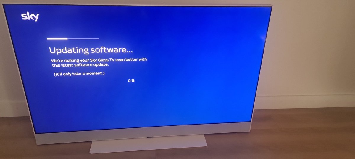 manmayapanda's tweet photo. @SkyUK @SkyIreland sky glass 65 inch got delivered today and stuck here #skyuk #skyireland #skyglass #skytv https://t.co/M7EVxptIan