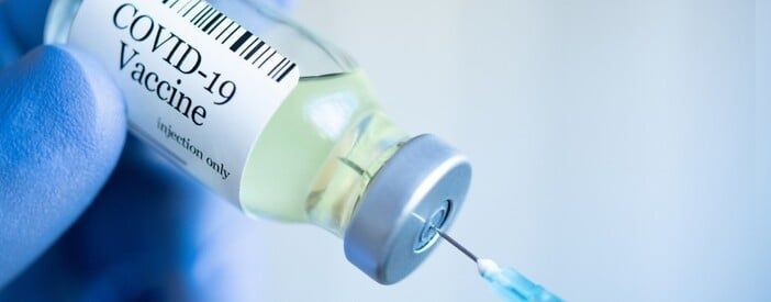 micuroit's tweet photo. Quest’anno, il #Nobel per la #Medicina è stato assegnato a Katalin Karikó e a Drew Weissman per le loro scoperte riguardanti le modifiche delle basi che hanno consentito lo sviluppo di efficaci vaccini a mRNA contro #Covid19. 
Per quale motivo? https://t.co/qBTW3Z1PGD https://t.co/pw1rkrDUTg