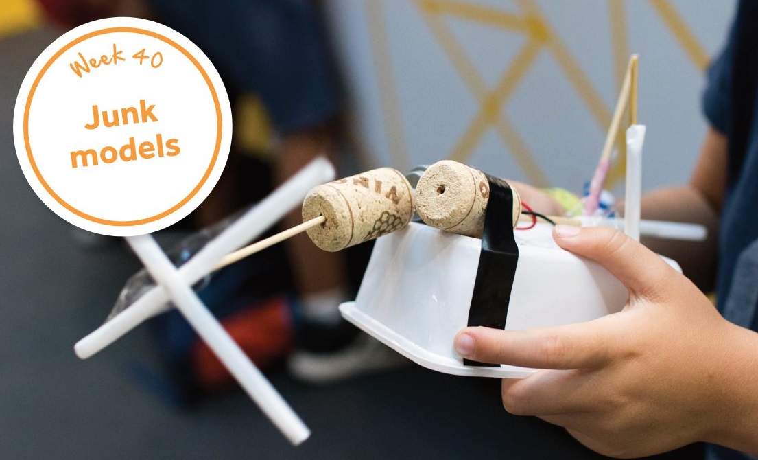 DerbyCC's tweet image. Week 40 of #52Things to do before you're 5 - Junk models🗑️

Collect
🥣Cereal packets
🧻Cardboard tubes
🥤Plastic bottles
or any kind of junk you have at home. Use paints, glue, glitter or anything else to create your junk masterpiece!

More info👉orlo.uk/LRM50