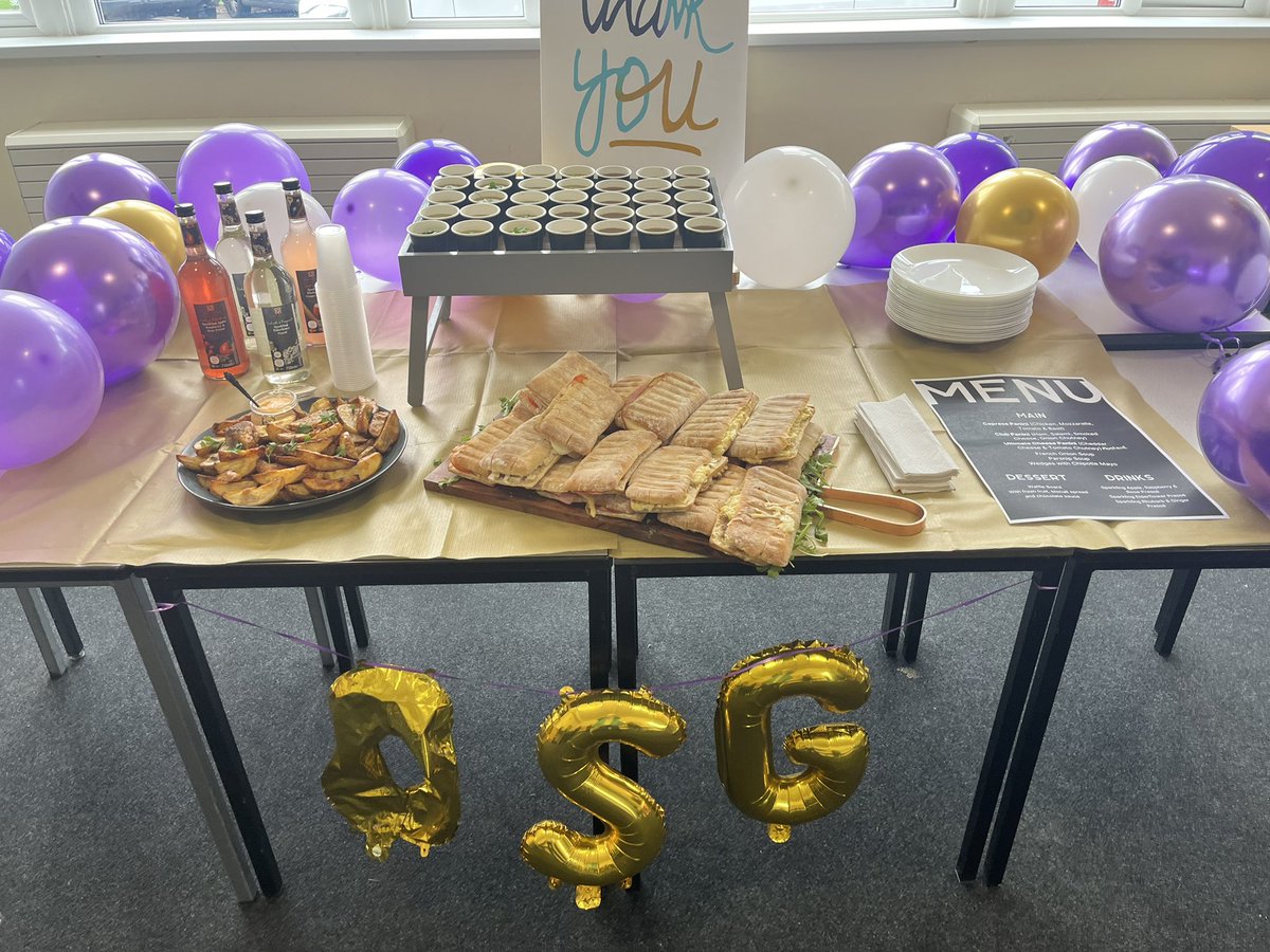 Emmabyn's tweet photo. Lovely lunch surprise treat for all our staff organised by our fabulous year 12 students!  #WorldTeachersDay https://t.co/gugQtKH6i7