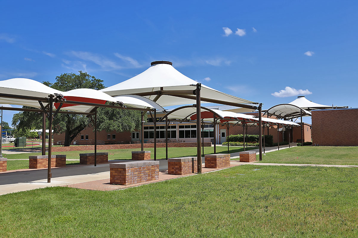 Get a free consultation today for a covered walkway to provide some shade for your property before the next unbearably hot summer. Visit us at hubs.ly/Q020R-XR0