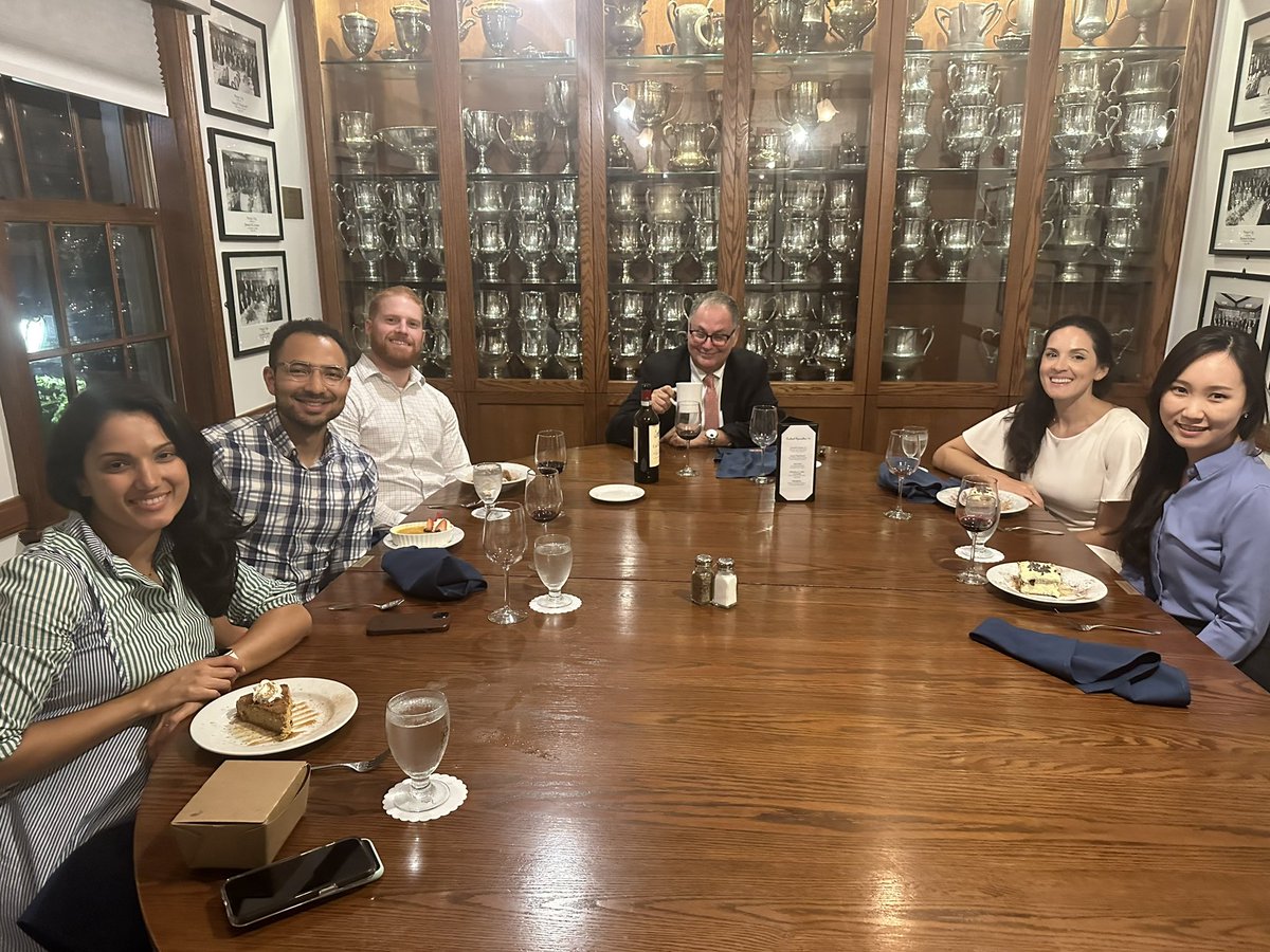 KaminskiMed's tweet photo. Had a great time at my dinner with the first year fellows. They are simply amazing & @MorysClub as great as always!!
🫁🥘🫁
#FutureIsGreat
#BestFellows
#PCCMEats #MedEd https://t.co/pNcfU1WnBR
