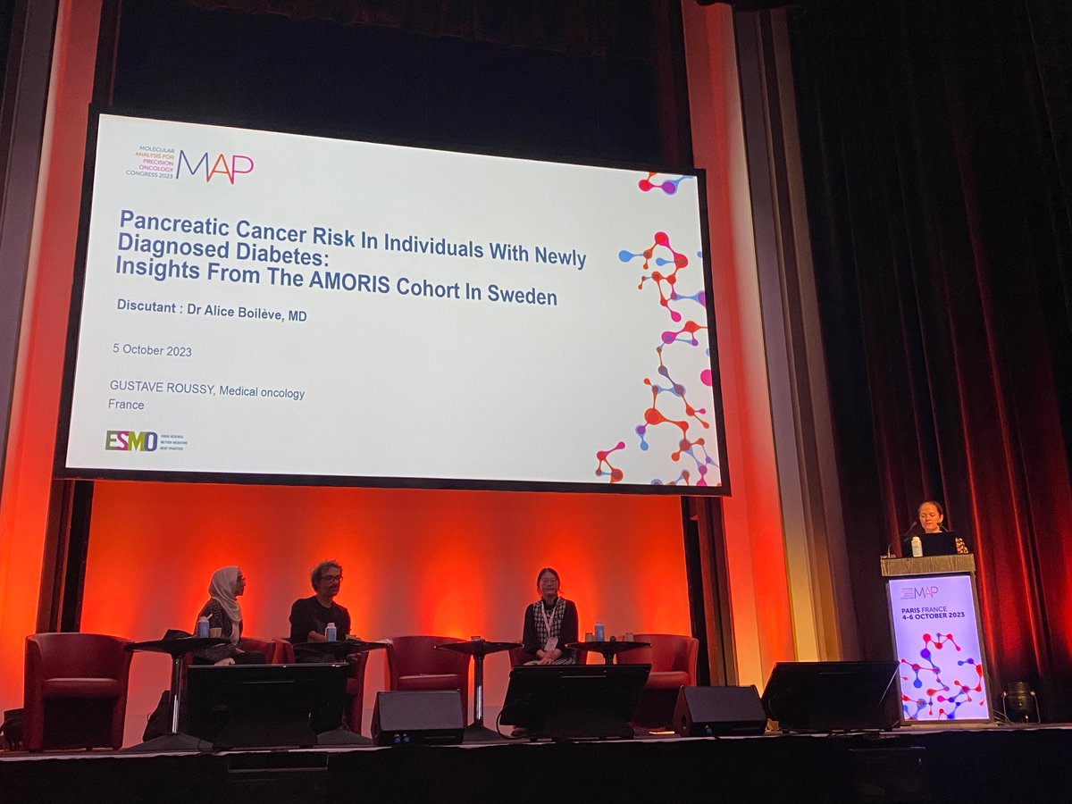 Fantastic to see <a href="/ZiyingZhang_/">Ziying Zhang</a> presenting the Pancreatic cancer work at MAP ESMO 2023 <a href="/myESMO/">ESMO - Eur. Oncology</a> and @AliceBoileve discussing the potential clinical implications. <a href="/KCLcancer_pharm/">School of Cancer & Pharmaceutical Sciences</a> <a href="/CR_UK/">Cancer Research UK</a>