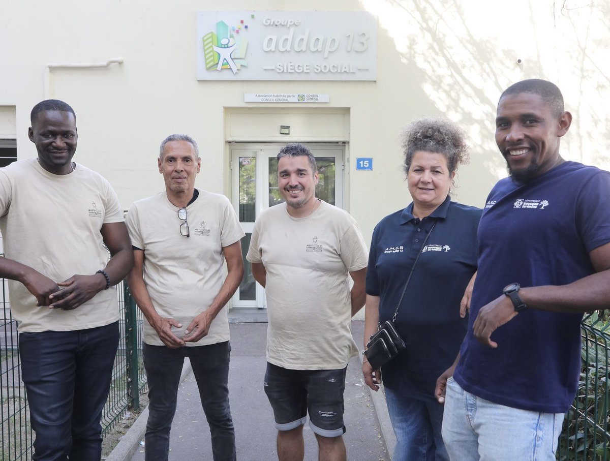 MartineVassal's tweet photo. Aux côtés des équipes du @Groupe_addap13 pour aborder les sujets de sécurité, prévention de la délinquance, inclusion sociale et prise en charge des mineurs. 

Un grand merci aux éducateurs et aux médiateurs pour leur travail quotidien  sur le terrain. https://t.co/CiJO7CE6mC