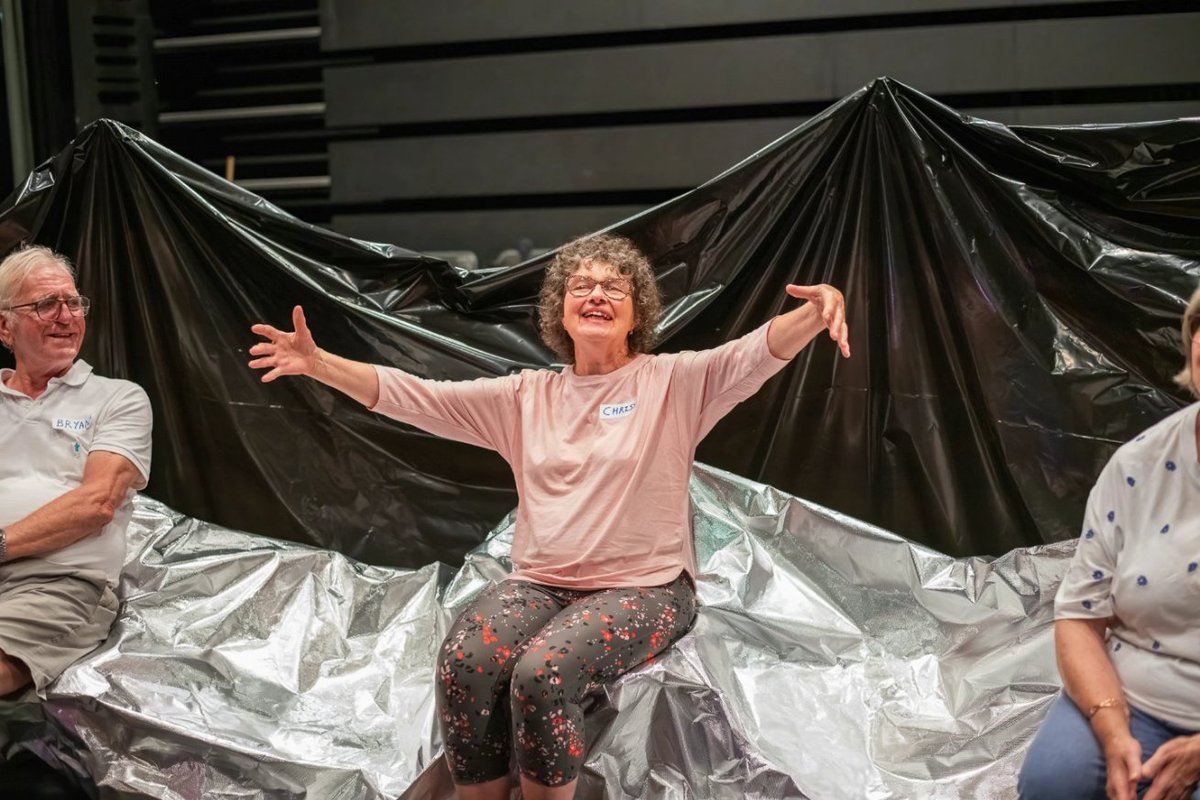 Jodie Cole (@jodiecoledance) on Twitter photo Feel The Beat R&D
We love getting our audiences (and our audio describer in fact) to feel and dance with us.
What's the point if we don't all dance? is what I say 😉🪩
We partnered with <a href="/kentblind/">Kent Association for the Blind</a> who gave us excellent feedback and ideas.
📸 @stephendalyphotography Feel The Beat R&D
We love getting our audiences (and our audio describer in fact) to feel and dance with us.
What's the point if we don't all dance? is what I say 😉🪩
We partnered with <a href="/kentblind/">Kent Association for the Blind</a> who gave us excellent feedback and ideas.
📸 @stephendalyphotography