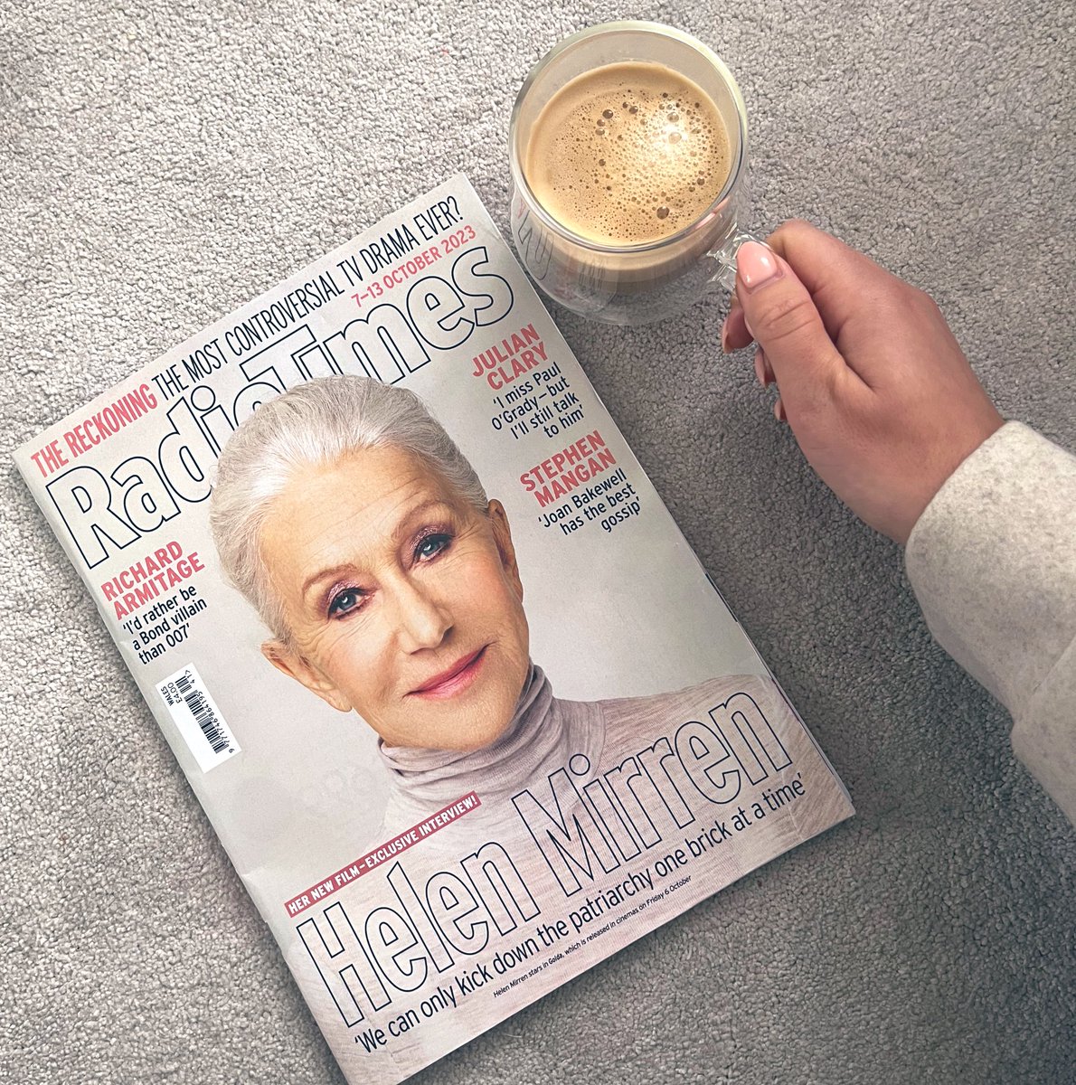 MollyStephens_'s tweet photo. Sooo buzzing to be featured in this week’s @RadioTimes!! 🥹✨

See “Face Behind The Voice” section! With the one &amp; only Helen Mirren on front cover (!)

Thank you to the lovely @meg_firth &amp; Jordan for the interview and write up ✍️

*Feel like I’m holding my A Level results, lol* https://t.co/cScOz4QMkE