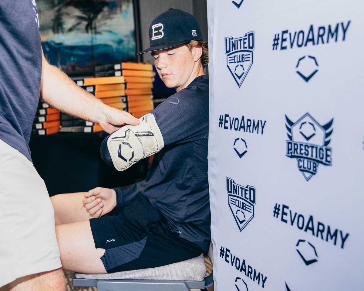 EvoShield's tweet image. The Jupiter experience 💧 

#EvoArmy 
#EvoShieldUnitedClub
#EvoShieldPrestigeClub

@EasleyBaseballC | @EliteSquad | @_thedirtbags