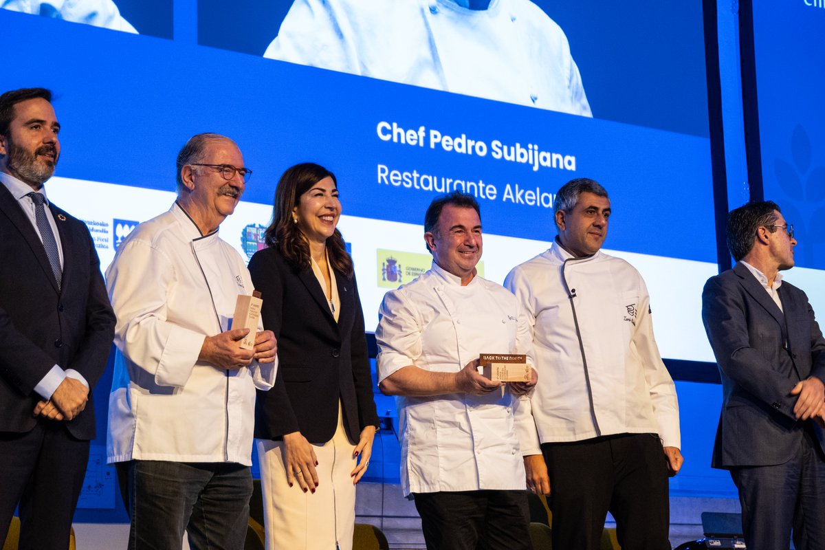 bculinary's tweet photo. 🌎🍽️Inspiradora 1ª jornada del 8º Foro Mundial de #TurismoGastronómico donde hemos abordado la necesidad de empoderar a las comunidades locales y reforzar los vínculos entre turismo y agricultura
GRACIAS🙏 POR ESTE EMOCIONANTE DÍA
¡Mañana➕!
▶️https://t.co/Alc8LmXwZY
#WFGT2023 https://t.co/ZIR3tNUjyz