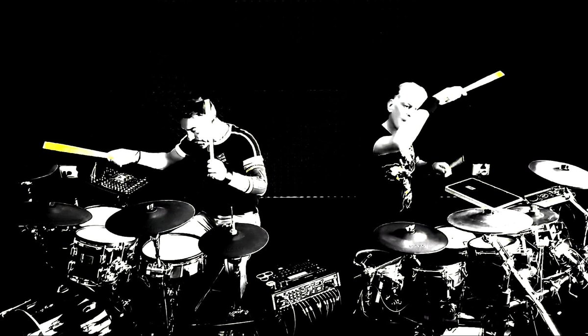 conesta_marco's tweet photo. @2DExperience 
#Experience 
#essential #drums @roland #black&amp;white 
#news https://t.co/IwmDJ56KQe