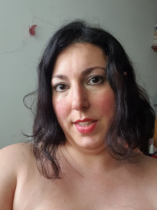 Hello https://t.co/bps1mSKPyk<a href="/tag/tittytuesday"class="tags"><span>#tittytuesday</span></a><a href="/tag/martesdetetas"class="tags"><span>#martesdetetas</span></a>