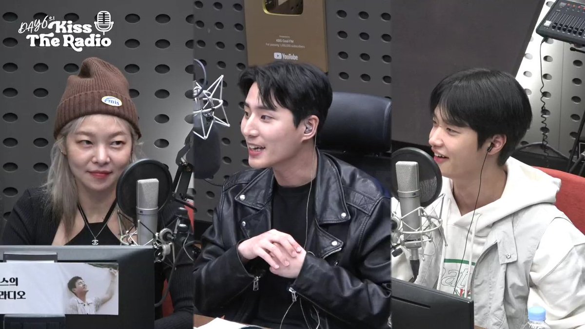 231005 데키라 (데이식스 영케이, 송해나, 미래소년 손동표) DAY6 Kiss the Radio (Young K, Song Haena, MIRAE Son Dongpyo)

YT: youtu.be/XbyyYzBYhX0

attach.mail.daum.net/bigfile/v1/url…
attach.mail.daum.net/bigfile/v1/url…
attach.mail.daum.net/bigfile/v1/url…

출처 혼잣말님💞