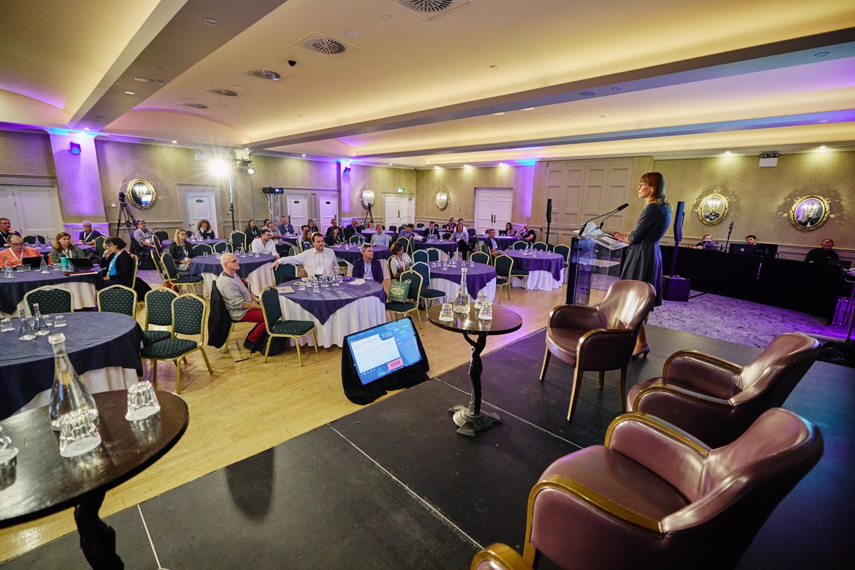 michaelreamedia's tweet photo. Cracking few days in #Galway at #EuroGOOSConference which covered everything from #OperationalOceanography and observation to #OceanLiteracy and #CitizenScience, with a bit of Irish dancing thrown in!
I was doing video and photos. Here are four of my favourite frames! https://t.co/IqXqgsI4TH