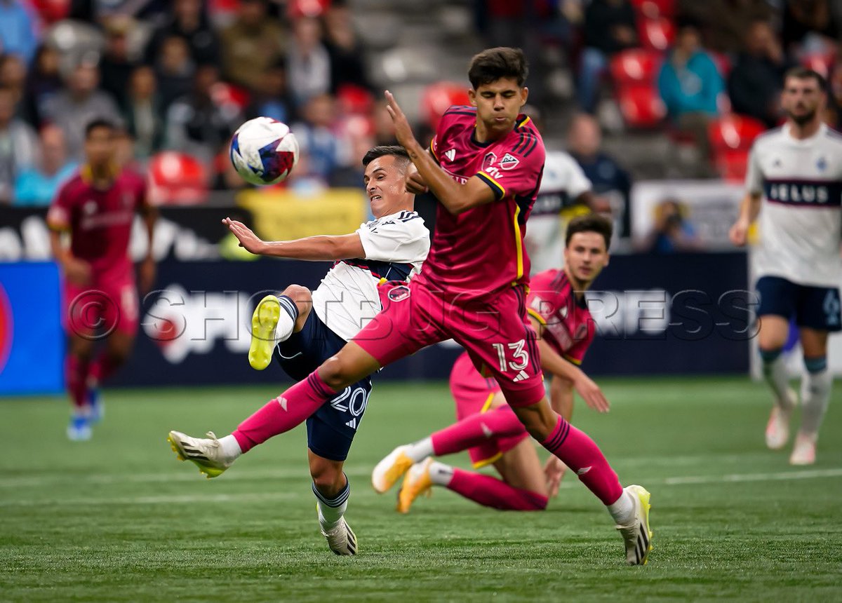 WesleyAllenShaw's tweet image. St. Louis City SC, Anthony Markanich (13) blocks a kicked ball from Whitecaps midfielder Andres Cubas in the game between St. Louis City SC and Vancouver Whitecaps, October 4, 2023 at BC Place Stadium in Vancouver. 📸 @wesleyallenshaw @shotbug @whitecapsfc press.shotbug.com/p537259132
