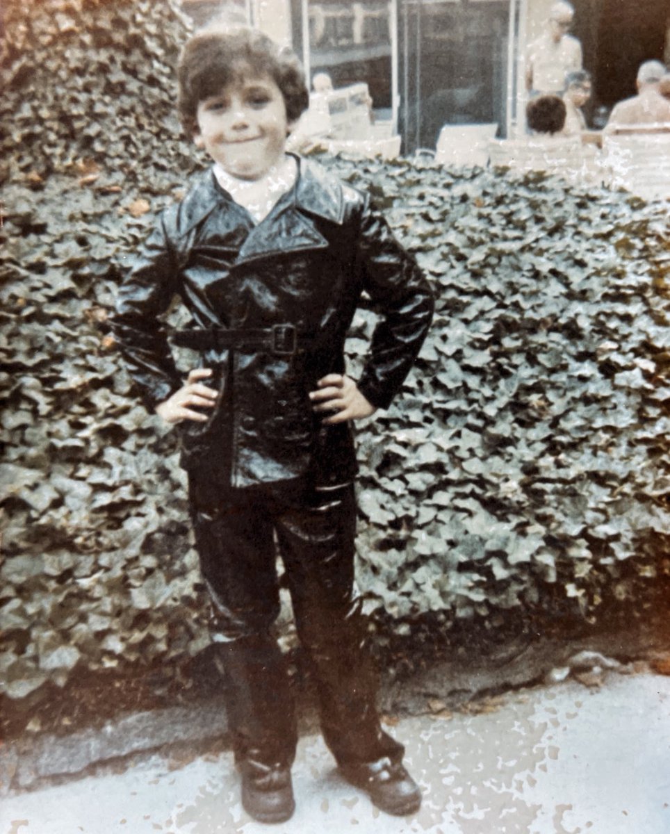 Throwing it WAY back this Thursday to Jesses first ever leather suit! He was so happy and picked this outfit all by himself🖤🤟 little rockstar in the making 😊 #throwbackthursday #jessharnell #leather