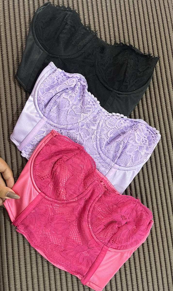 espacoklopes's tweet photo. modelinho novo de corset, perfeito. 🥹 https://t.co/bS00uJuAIc