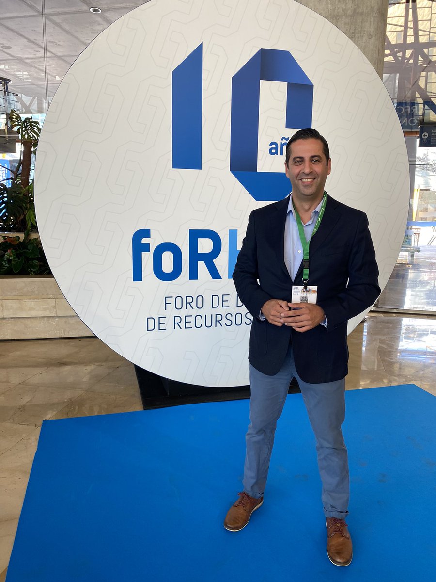frmreyes's tweet photo. Comienza el 1er Congreso de #RecursosHumanos organizado por @ForHumRRHH 

Encantado de estar en Málaga representando a @TheWiseSeeker_ Seeker  para aprender e interactuar con grandes profesionales de #RRHH. 

 #Talento #ReclutamientoYSeleccion #congress #forHum23 https://t.co/sUSa1OkgmN
