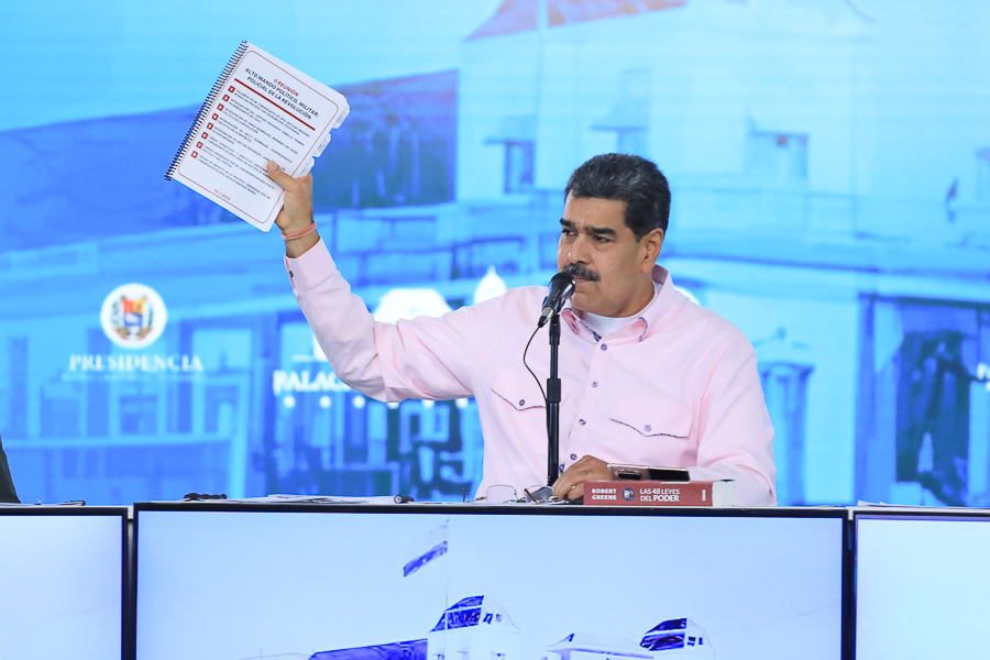 📢¡𝐀𝐬í 𝐥𝐨 𝐃𝐢𝐣𝐨!  🇻🇪
Pdte. <a href="/NicolasMaduro/">Nicolás Maduro</a>: Venezuela debe recuperar los derechos históricos, jurídicos, territoriales y marítimos sobre la Guayana Esequiba.
#DefendamosLoNuestro