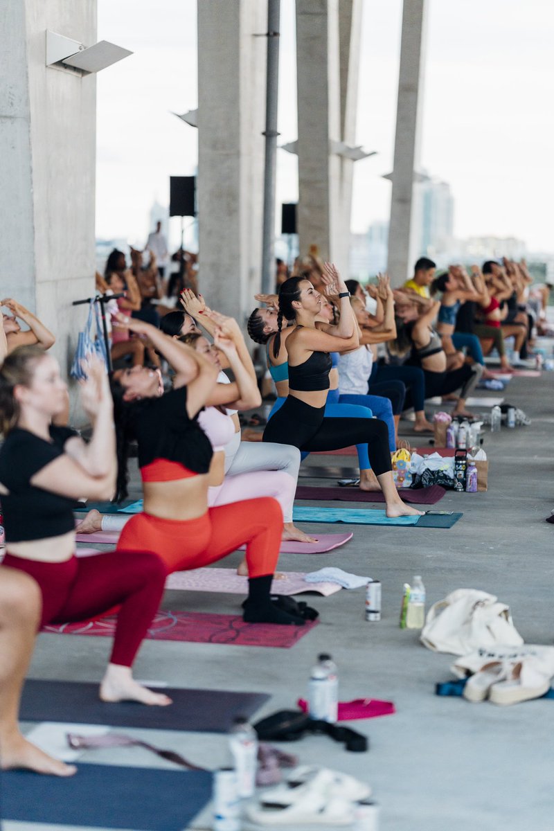 StayFit305's tweet photo. 🌇🙏 Sunset Yoga photos are here! Click the link in our bio to see shots from this magical night! https://t.co/Z21y8Qkq5X
