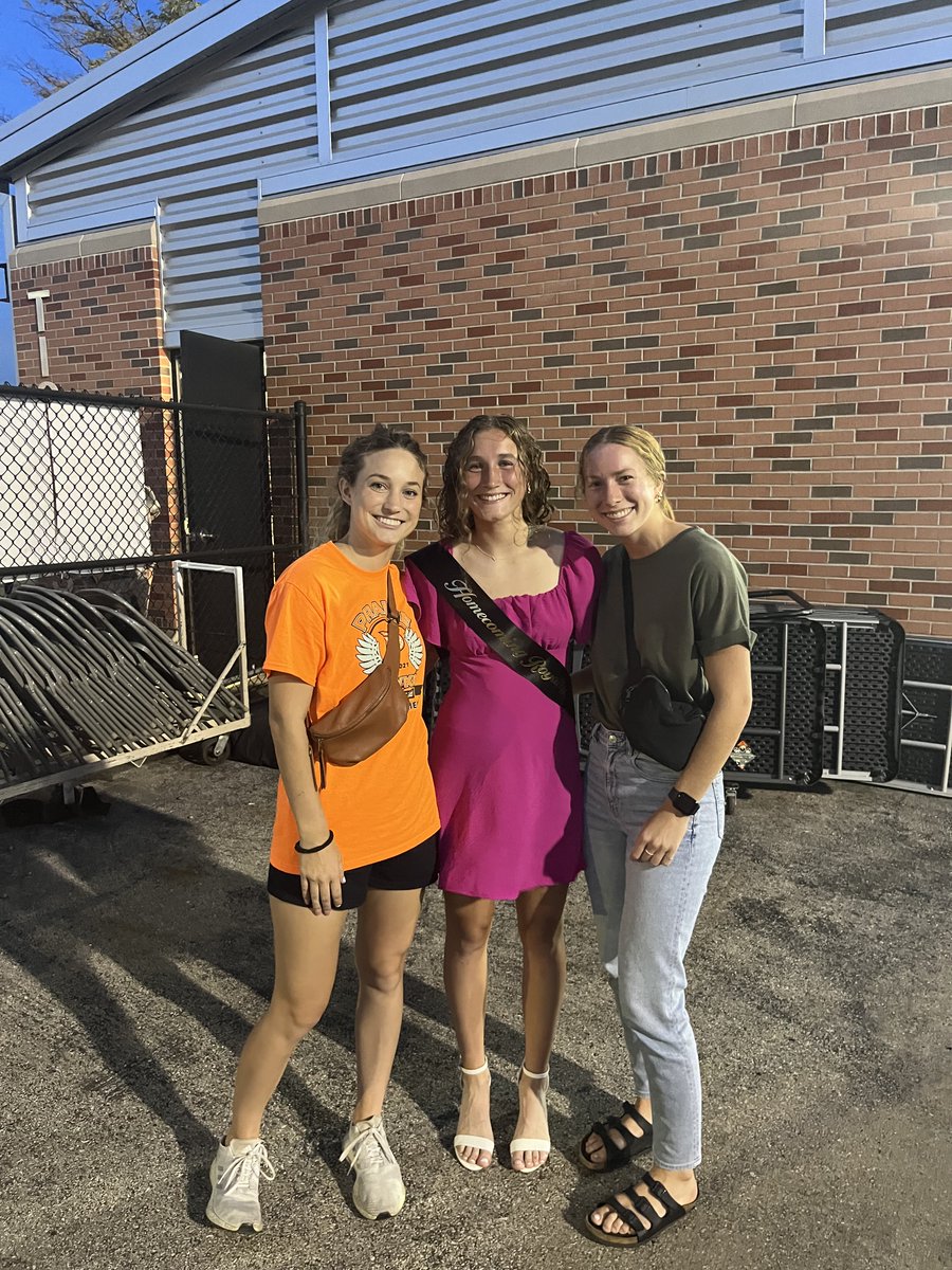 michellereitt's tweet photo. 🎉🥳🎈🎂 Happy 18th Birthday Catie Rae!! https://t.co/mtT6eTXEQh