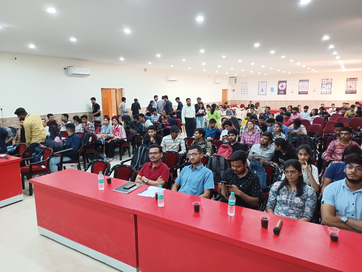 Suyash_1606's tweet photo. 🙌Team Cipher is thrilled to announce that we've been Nominated by our Institute @mitsgwl for the next round of the Smart India hackathon 2023 🚀
#TeamCipher #selected #SIH2023
Looking forward for next rounds @SIH2023_MIC @mhrd_innovation @EduMinOfIndia https://t.co/e6OtmPz4e8