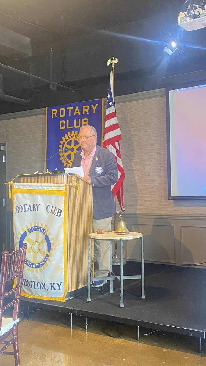 Buzz Carmichael provides the meeting’s inspiration!