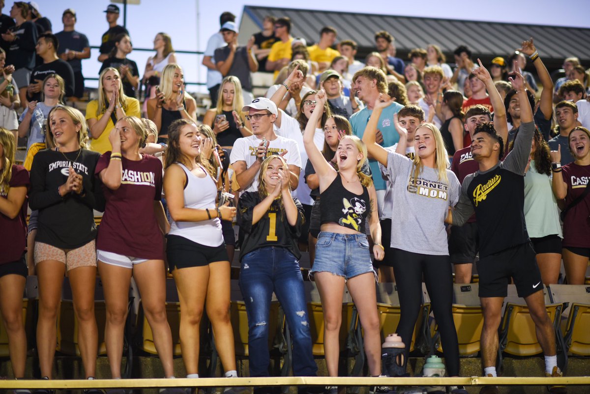 ESU Admissions 🐝 tweet media