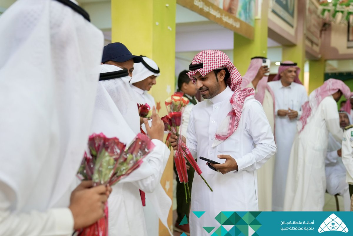 sabya_city's tweet photo. في #صبيا وبكل حب وفخر نحتفي بمن تألقوا إخلاصاً وتضحية وحباً وعطاءً.
 #دمت_ودام_عطاؤك_أيها_المعلم
@MOE_SBI
#يوم_المعلم_العالمي https://t.co/HOXL4sKrcY