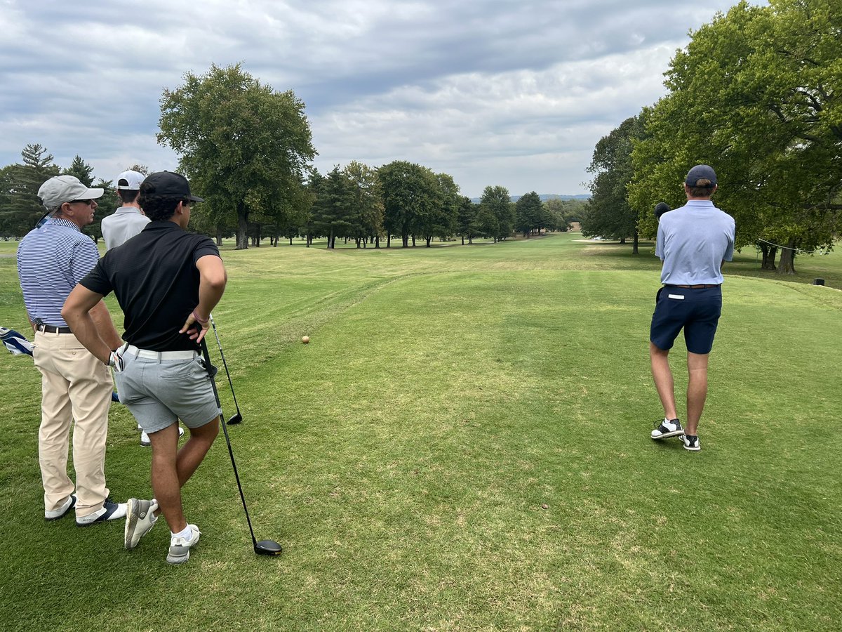 FDHSGolf tweet media