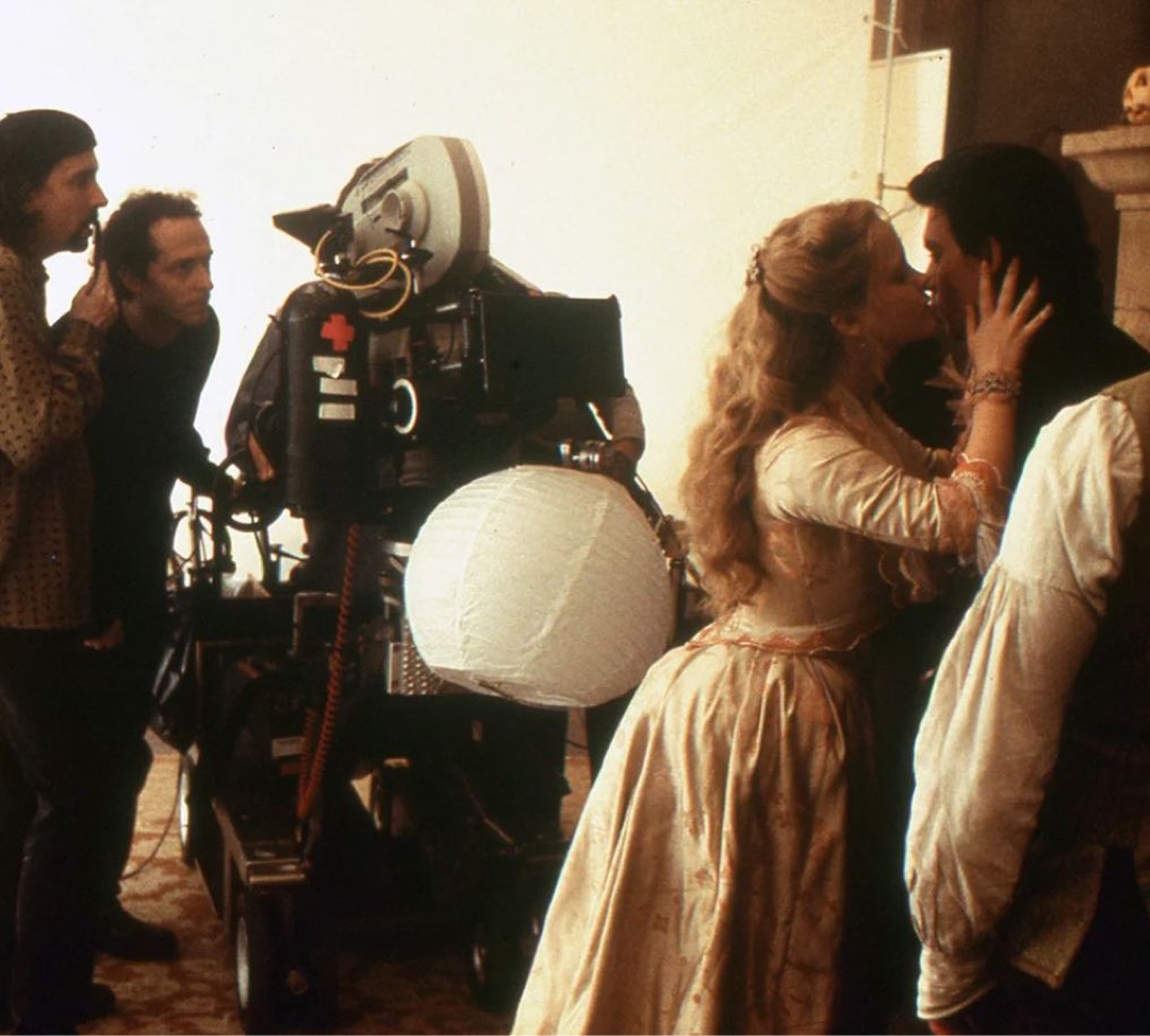 Happy #TBT with this #BTS shot of the 1999 #spooky classic #SleepyHollow. Captured by #DOP Emmanuel Lubezki ASC AMC, & shot on the #Panavision #Panaflex Platinum Camera, with #primo prime #spherical optics. 📷 credit: Clive Coote 📷 courtesy of American Cinematographer