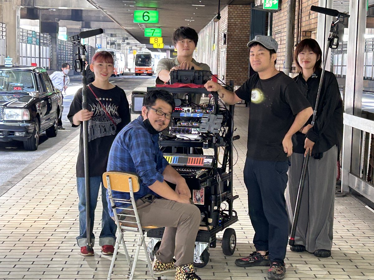 yasuyukidodo's tweet image. 著者近影。
5ヶ月間長期撮影を乗り切った記念
#録音部
#SOUND
#sounddevices
#WISYCOM 
#Sennheiser