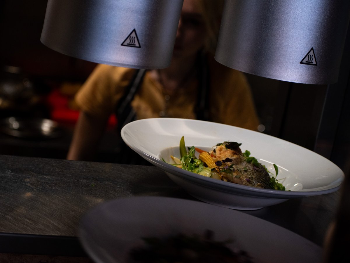 xenscooking's tweet photo. Ladies and gentlemen... the final dishes 🤤

See what the customers thought of them in the final episode of Xen's Cooking Season 2, only on YouTube. https://t.co/JLdKbFYjpY