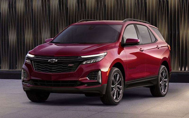 Carsforsalecom's tweet image. Parked in an incredibly packed SUV market, the 2024 @Chevrolet Equinox stands out with a smooth ride, impressive interior, and an EV version on the way. 🔋👀

Full Review: bit.ly/46j3CmP

#FindNewRoads | #FindYours