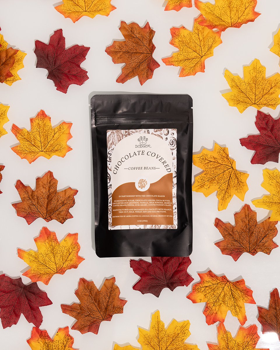 dodgercoffee's tweet photo. Get excited!! Chocolate-Covered Coffee Beans have been RESTOCKED, bringing you that perfect blend of sweetness and caffeine! 🍫 https://t.co/j3lJIlMxtj

#chocolate #chocolatecoffeebeans #dodgercoffeeco #dexbonus https://t.co/mKokUYGakv