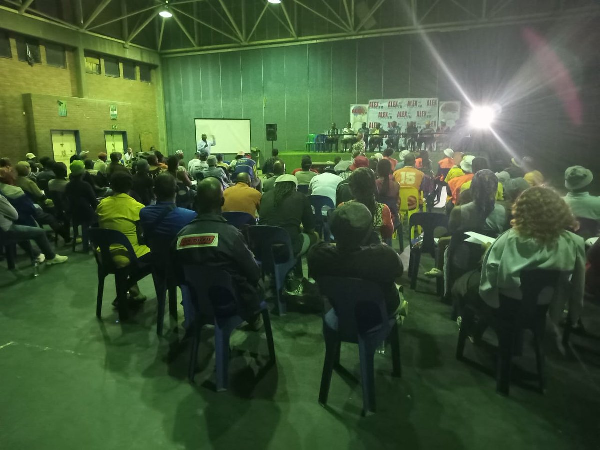 MathapeloMahape's tweet photo. @AlexFMRadio891  #crime summit in #Alexandra 12ave Sankopano hall https://t.co/DZM5Q39AeB