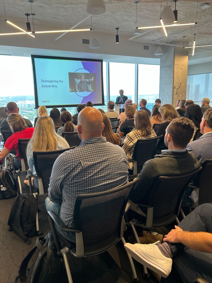 RocketlaneHQ's tweet photo. It was a packed session at @ChurnZero #BYGRYG2023!
Attendees at @Srikrishnang's session learned the secrets to building a remarkable customer experience, featuring insights from Airbnb and F1.
#CustomerSuccess #FightChurn #CustomerOnboarding https://t.co/1bQcFEc2J6