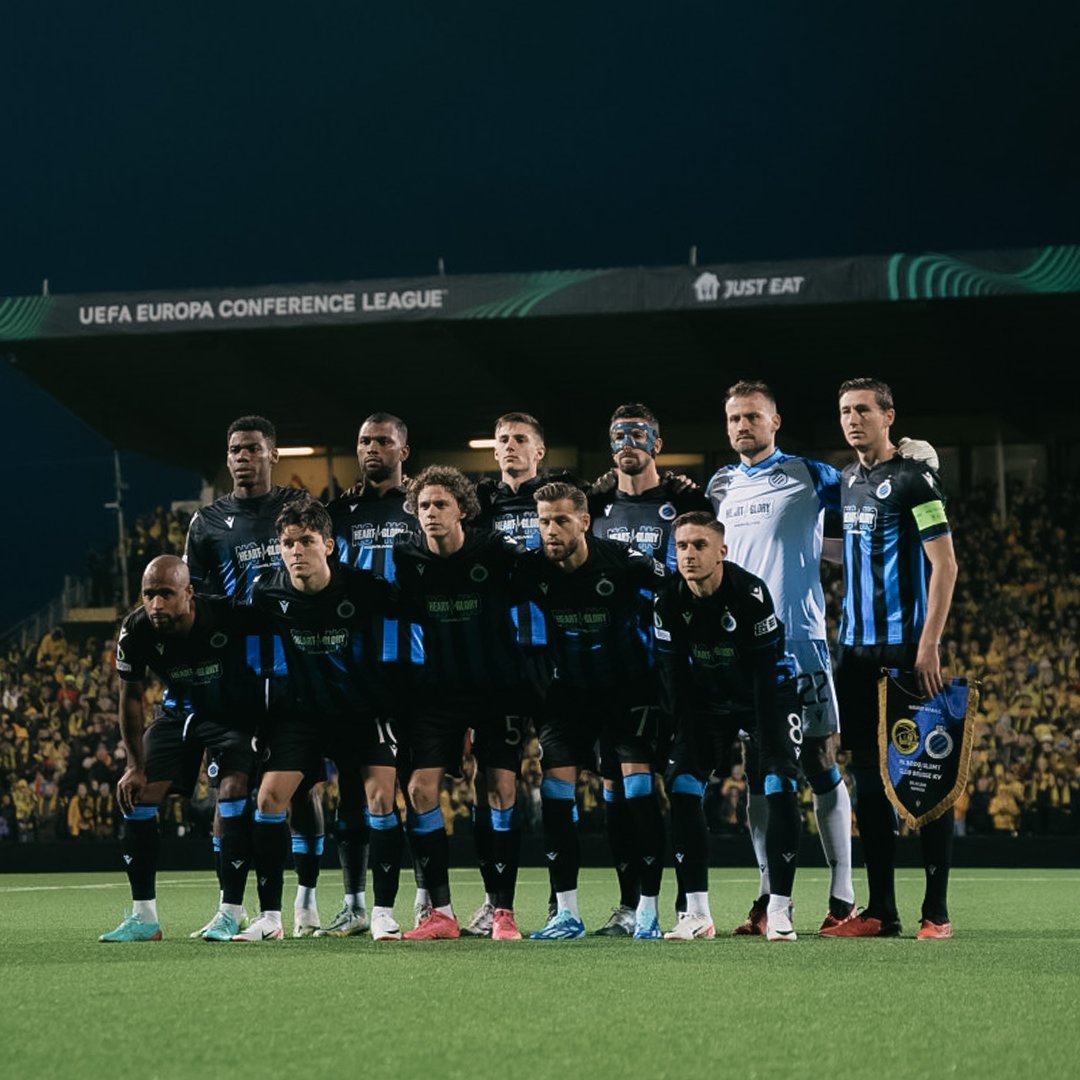 ClubBrugge's tweet photo. All together on a mission. ⚡️ #BODCLU #UECL https://t.co/eWtPu5xmDo